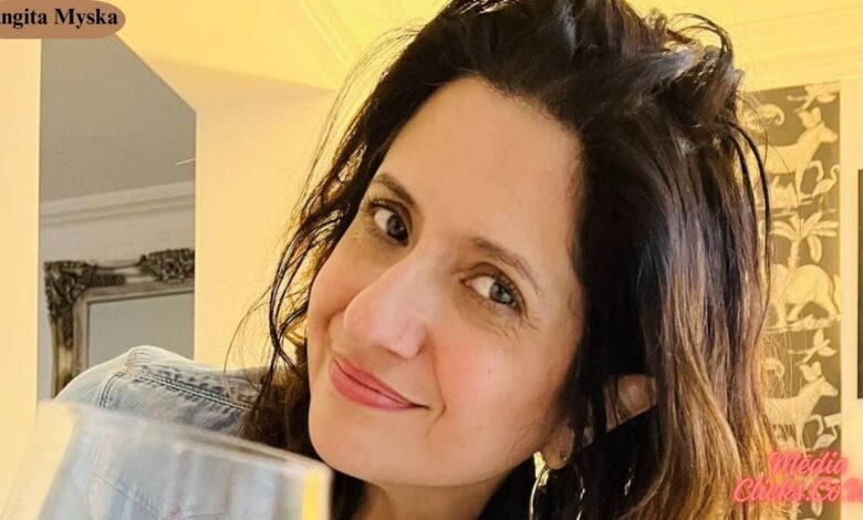Sangita Myska